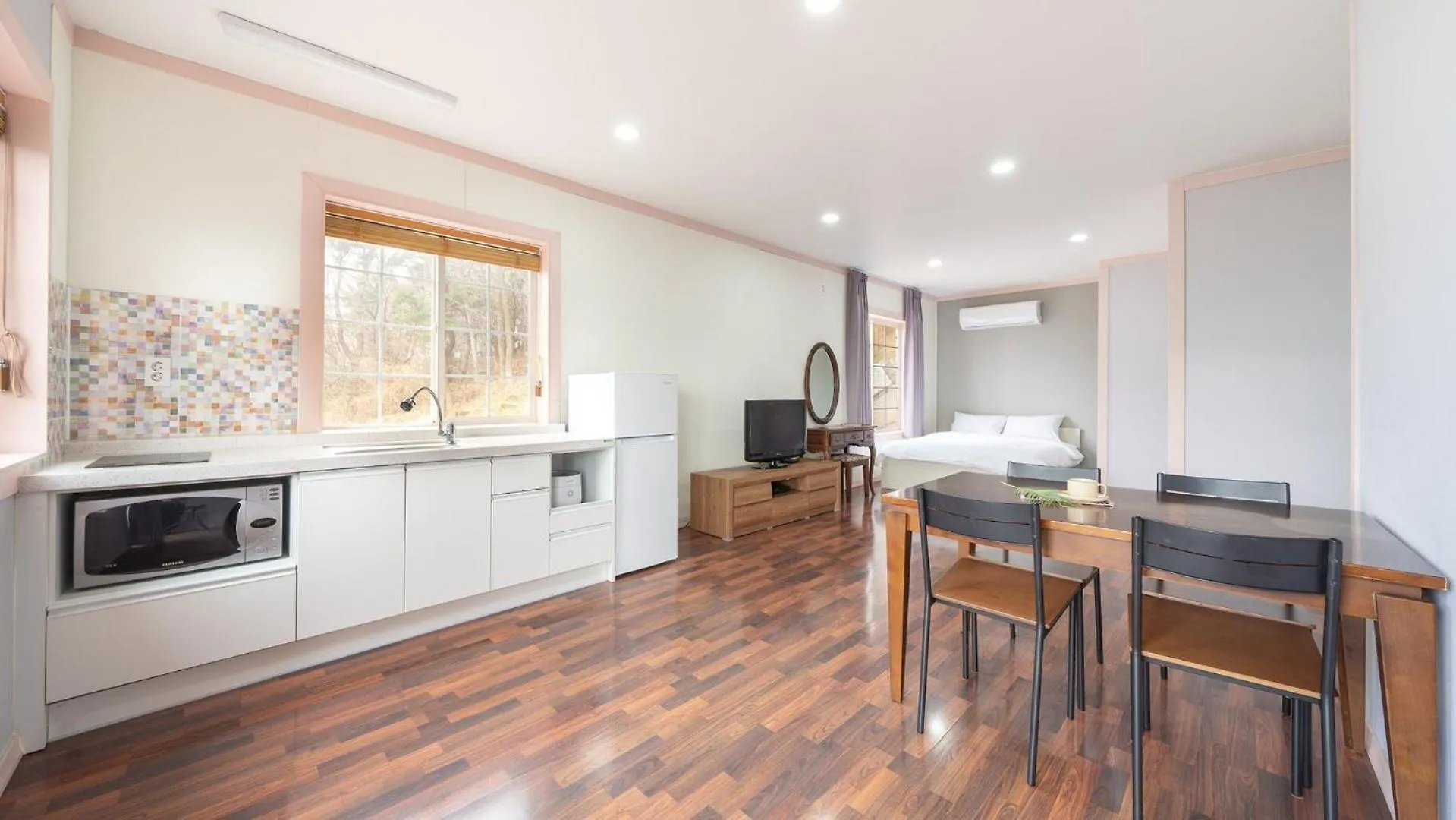 Holiday home Seokmodo Supsokbadapunggyeong Pension Incheon South Korea